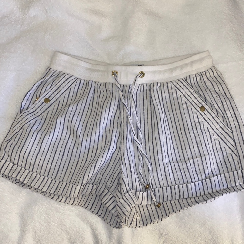 Guess stripe short